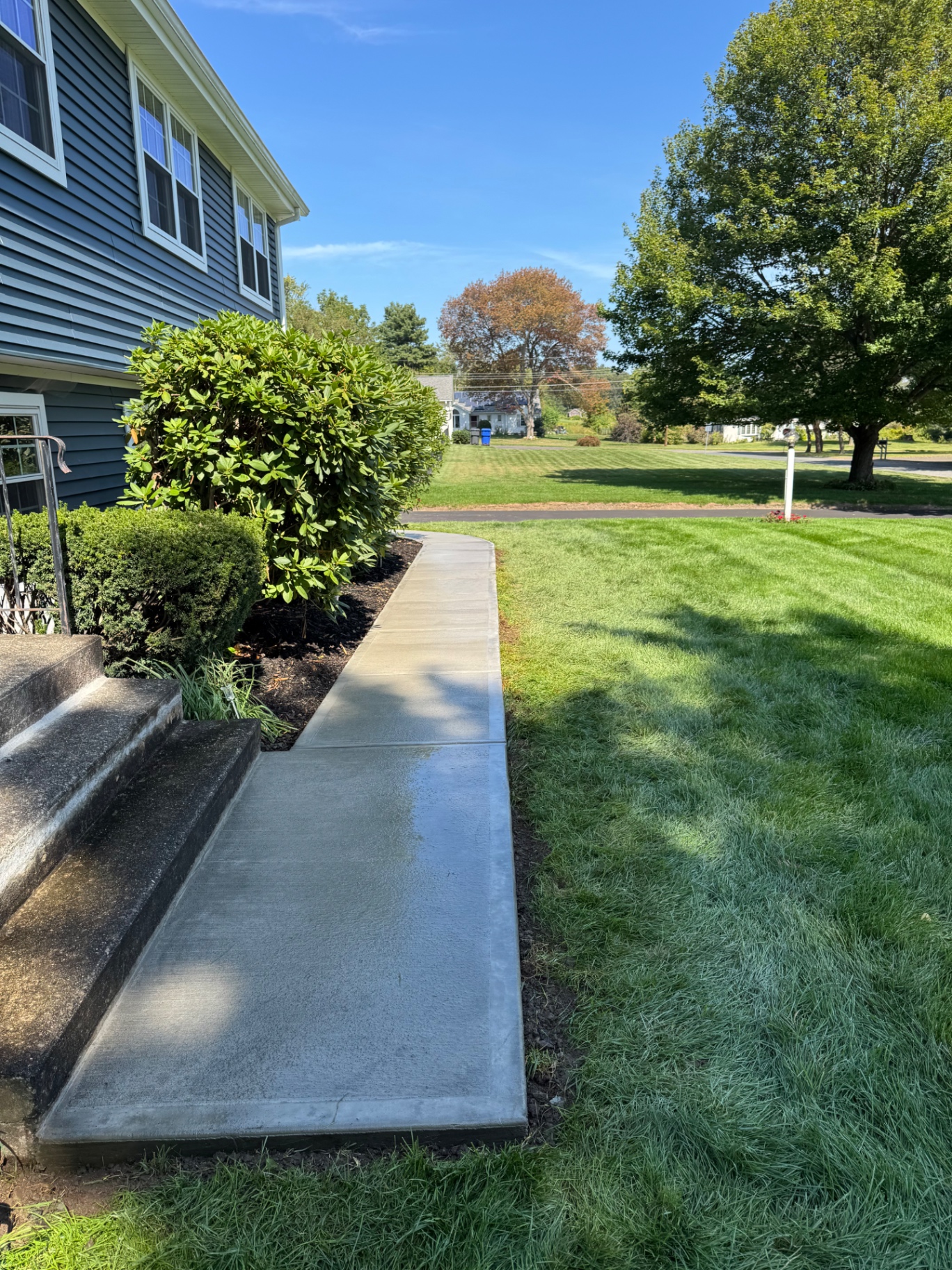 Poured Concrete Walkway